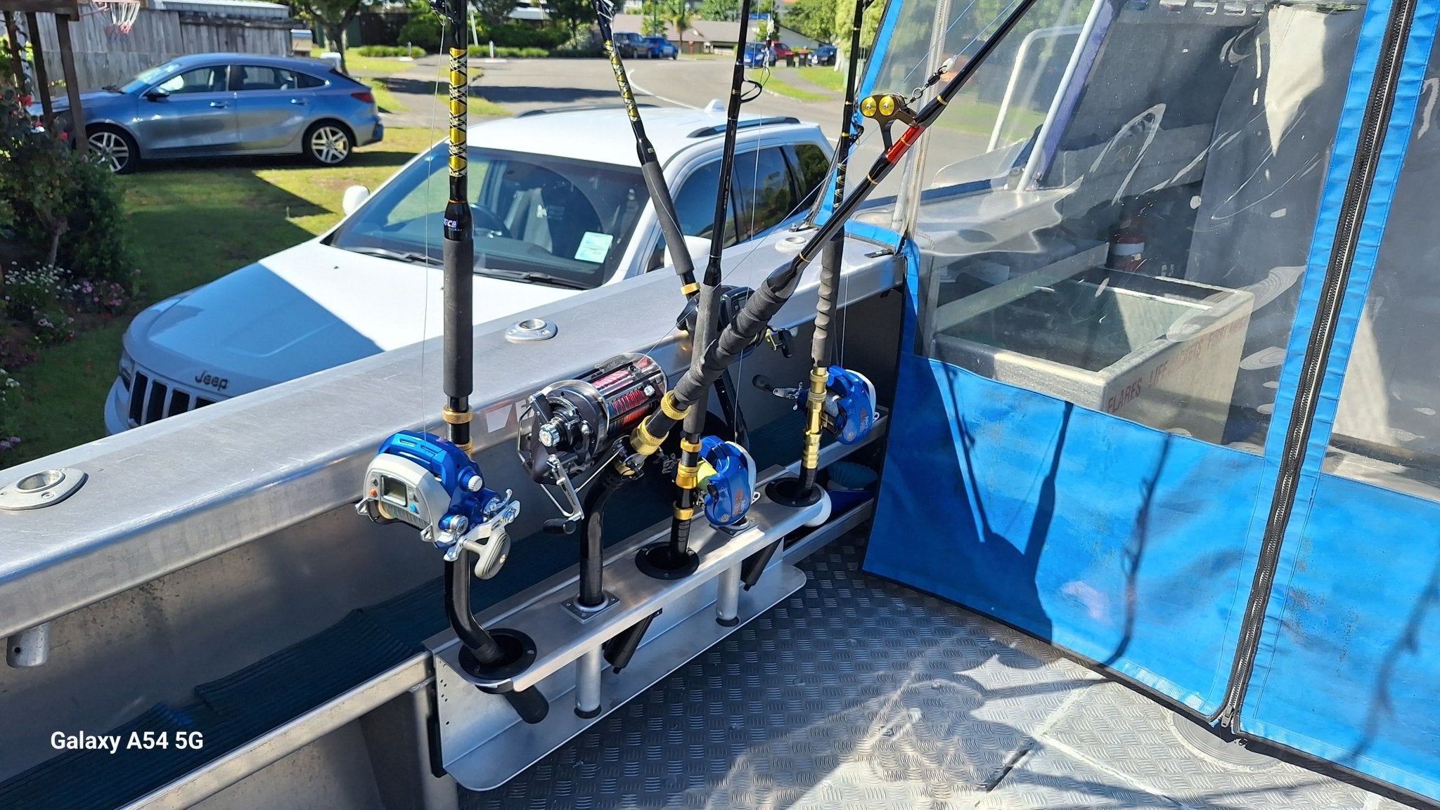 Game Bent Butt hold 3 game racks and two rods horizontally - Ultimate Rod Racks NZ