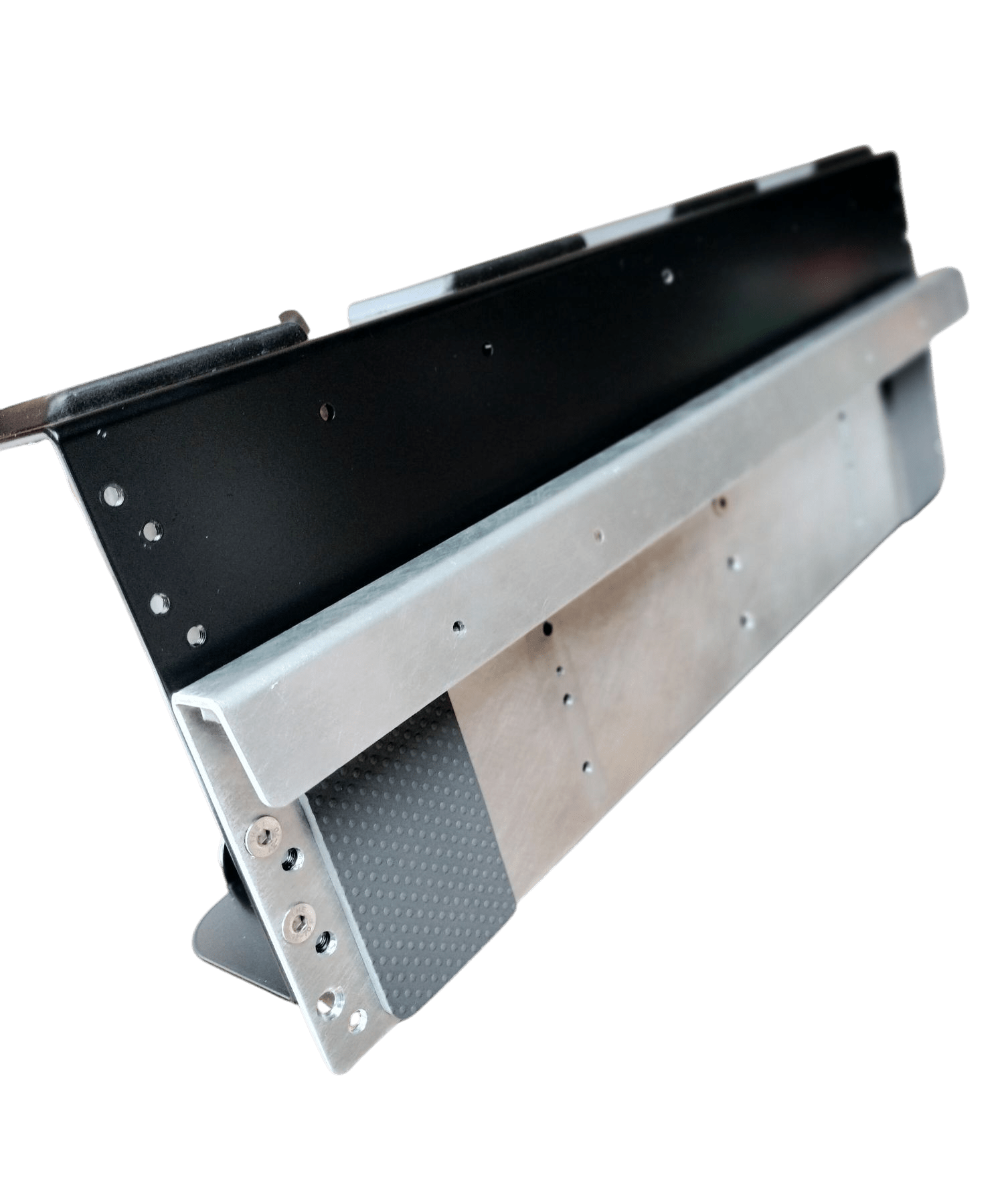 The SLR Silverback Low rider backframe is floating and can be adjusted or have brackets added to cater to most pocket formats